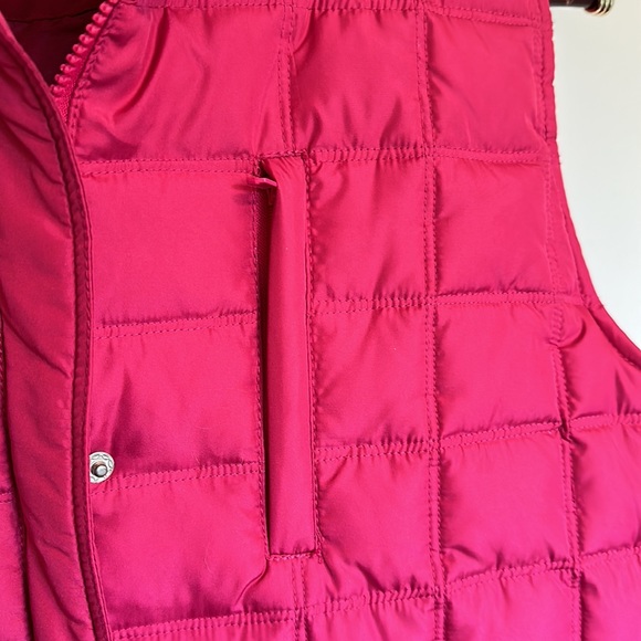 Reaction  by Kenneth Cole Women’s down vest  slightly puffer XL. NWT - Picture 3 of 9